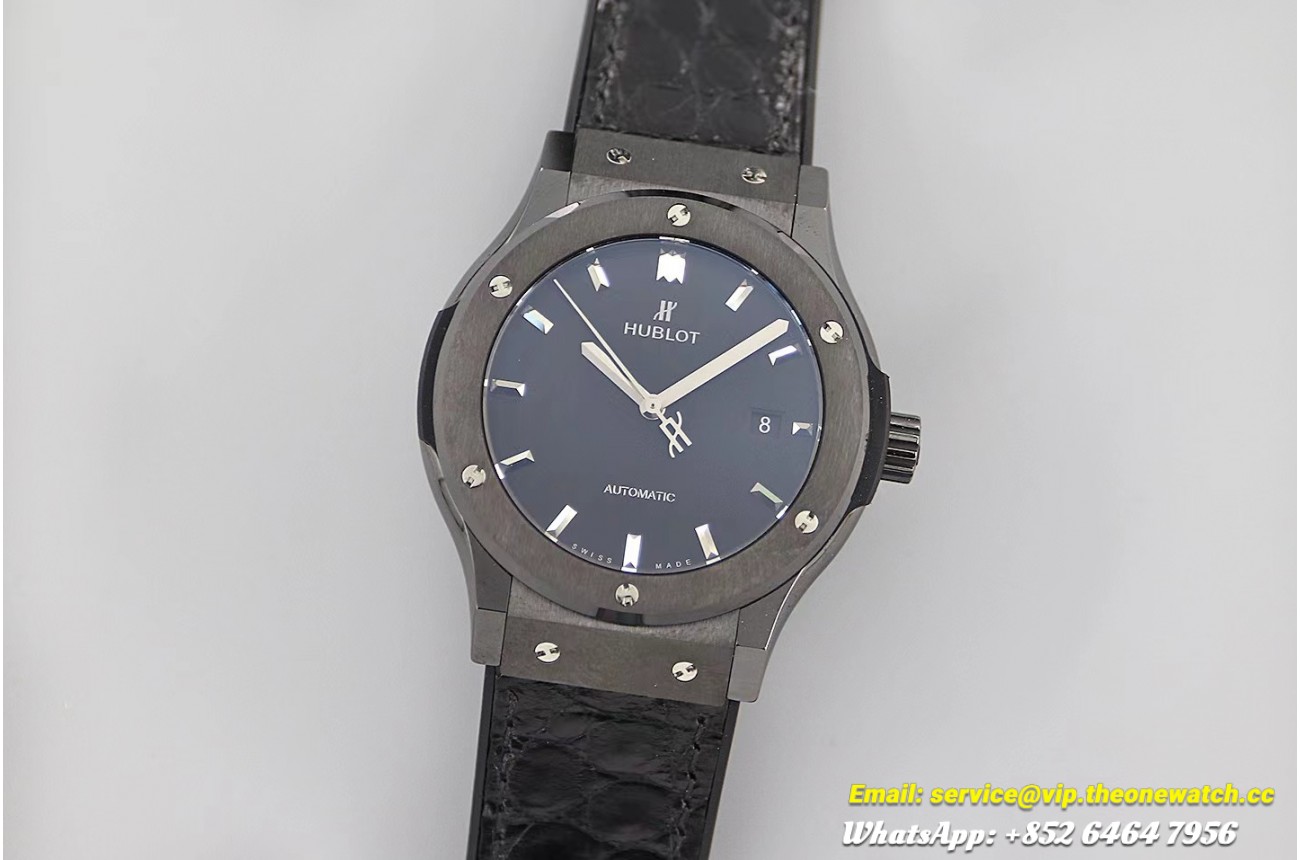 Hublot Classic Fusion ceramic 42mm black GSF HUB1110