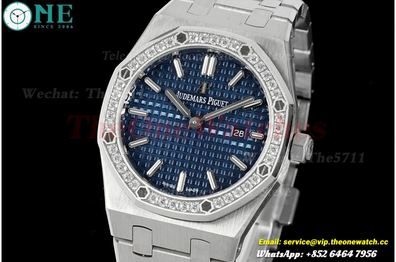 Royal Oak Ladies 67651 33mm Dia SS/SS Blue ZF Swiss Qtz